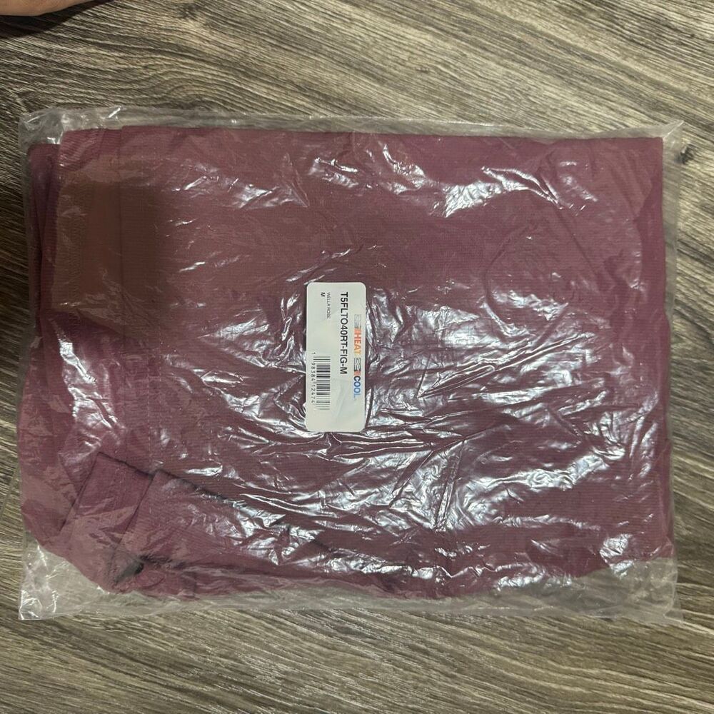 New 32 degrees Maroon Ribbed Zip Up Medium
